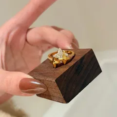 Sweet Star Ring For Women In Gold Electroplated Copper