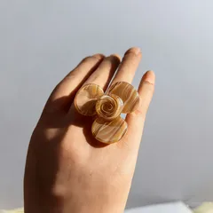 Sweet White Resin Flowers Open Ring For Women, Featuring Elegant Design Perfect For Everyday Wear 2