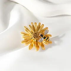 Tropical Animal Ring For Women With Golden Plated Finish 0.03µm-0.05µm Thickness Featuring Rhinestones, 1 PCS Package 5