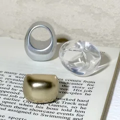 Unique Geometric Resin Ring For Women Personality High-grade Amber Color Index Finger Ring Fashionable  Style Polished Finish 2