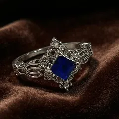 Irregular Unisex Alloy Ring For Everyday Wear Featuring White K Plated Finish With 0.03µm-0.05µm Thickness And Zircon Inlay