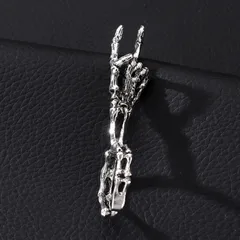 Unisex Skull Ring For Men And Women In Silver Alloy Featuring Antique Silver Plated Electroplated Finish 2