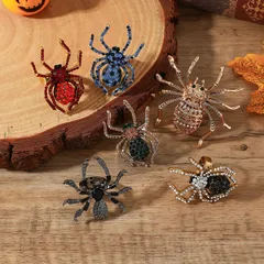Vintage Creative Unique Insect Spider Brooch With Rhinestones Fashion Alloy Clothing Collar Brooch Holiday Open Ring White Gold Plated 2