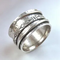 Vintage Style Geometric Wide Band Ring For Women In Silver Alloy With Zircon Inlay 2