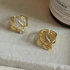 Vintage Style Ginkgo Leaf Ring For Women In Gold Alloy With Real Gold Plated Electroplated Finish And Zircon Inlay 5