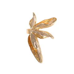 Vintage Style Gold Leaves Ring For Women In Zinc Alloy Featuring Three-Dimensional Craftsmanship 5