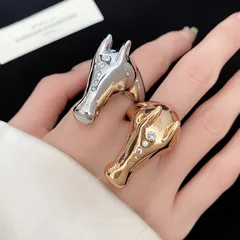 Vintage Style Golden Alloy Horse Open Ring For Women With Rhinestone Inlay 2