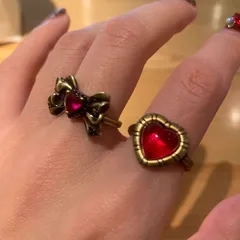 Vintage Style Heart Shape Ring For Women In Alloy With Zircon Inlay Featuring Electroplated Finish 2