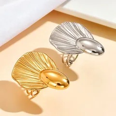 Vintage Style Leaf Open Ring For Women In 201 Stainless Steel With 18K Real Gold Plated Asymmetrical Design