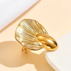 Vintage Style Leaf Open Ring For Women In 201 Stainless Steel With 18K Real Gold Plated Asymmetrical Design 3