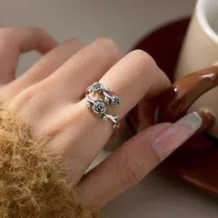 Vintage Style Rose Ring For Unisex Featuring Electroplated Silver Copper Material 2