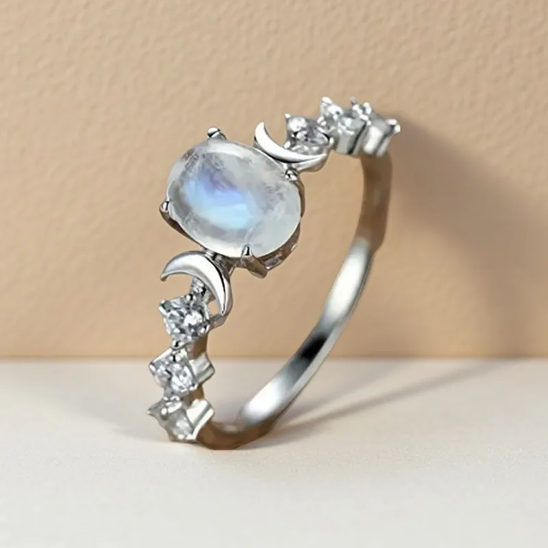 Vintage Style Silver Alloy Moon Ring For Women With Electroplated Finish 4