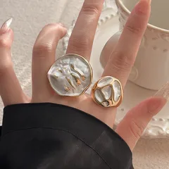 Vintage Style Solid Color White Open Rings For Women In Alloy With Enamel Craftsmanship 2