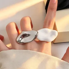 Luxurious White Color Block Open Ring For Women In Zinc Alloy Featuring Two Tone Craftsmanship