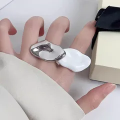 Luxurious White Color Block Open Ring For Women In Zinc Alloy Featuring Two Tone Craftsmanship 2
