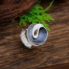 Rose For Women Adjustable Ring In Rose Red Zinc Alloy Featuring Simple Style And Enamel Craftsmanship 4