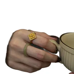 Women’s Flowers Ring In Gold Electroplated Copper With Zircon Inlay 5