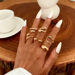 For Women Irregular Gold Metal Rings Featuring Electroplated Finish 2