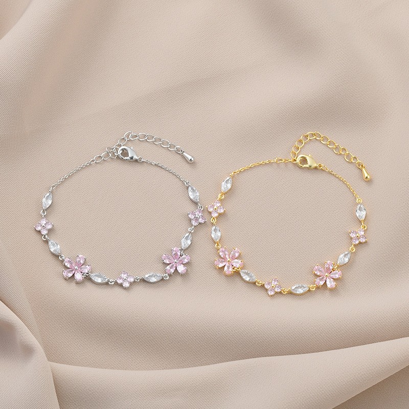 Petal Zircon Inlay Bracelet For Women In Silver, Elegant Jewelry For Business Occasions 3