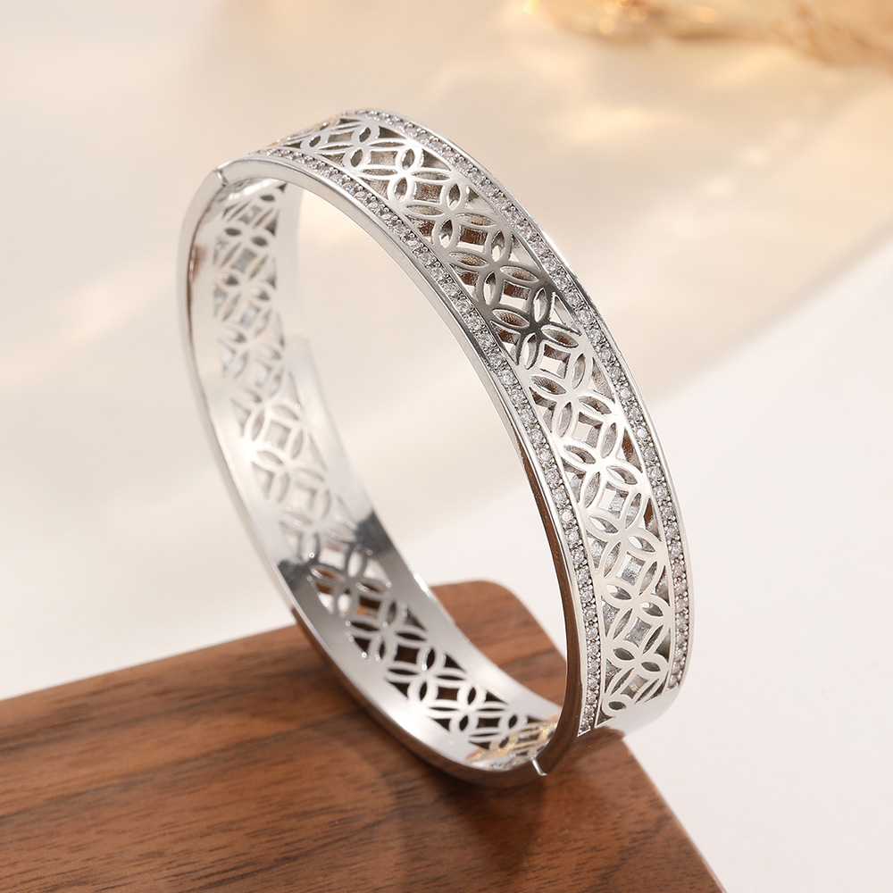 Retro Floral Copper Bangle With Gold Inlay And Rhinestone Accents 4