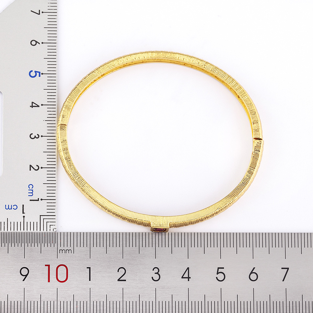 Retro Stripe Bangle In 18K Real Gold Plated Copper Featuring Electroplated Finish With Zircon Inlay 2