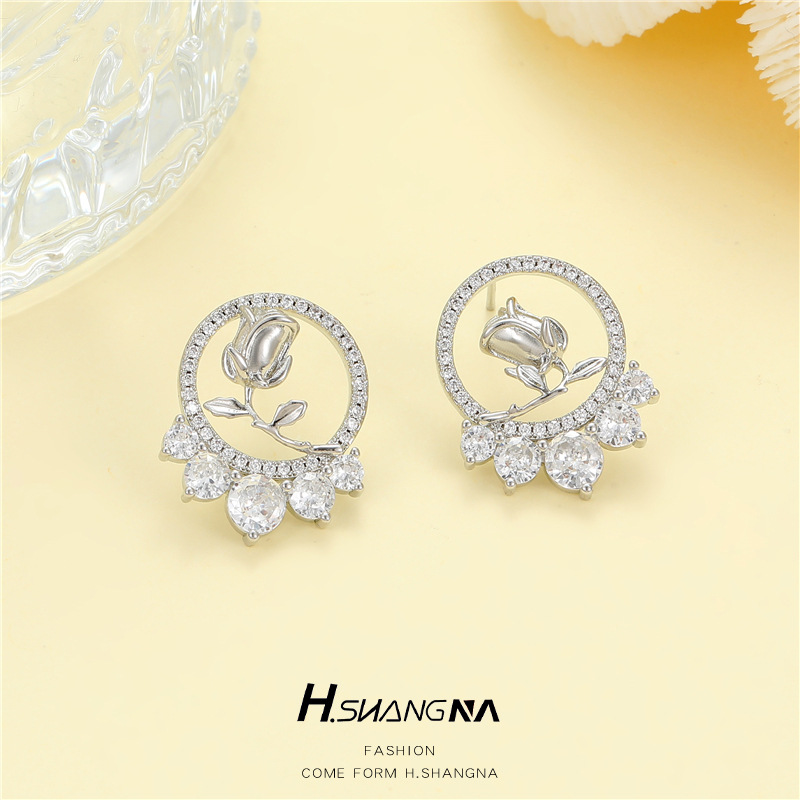 Rose Stud Earrings For Women With 925 Sterling Silver Posts, Copper Base, And 14K Real Gold Plated Finish Featuring Zircon Inlay 2