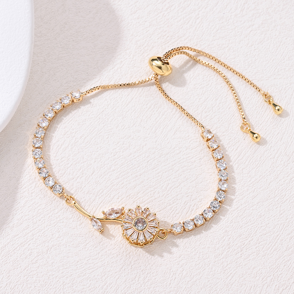 Rotatable Crown Bracelet For Women, Electroplated Copper With Golden Plated Finish And Zircon Inlay 3