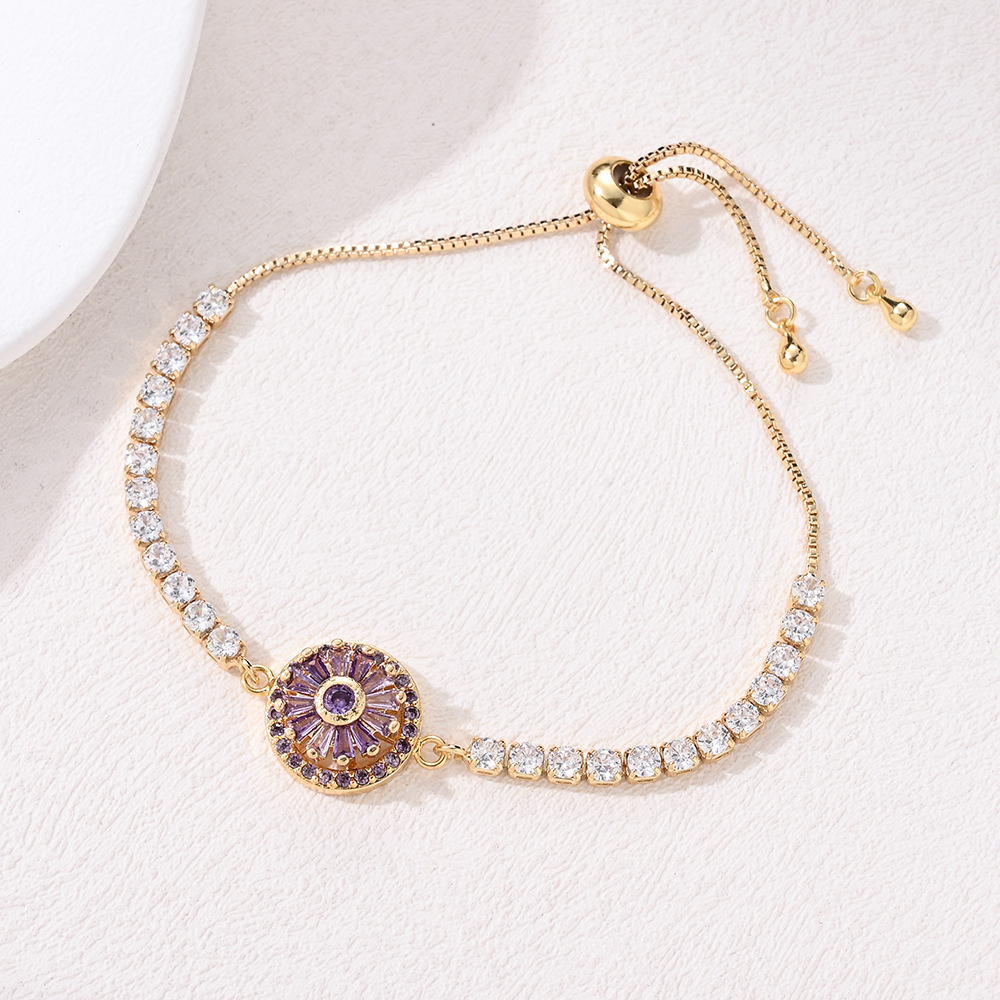 Rotatable Flowers Bracelet For Women In Copper With Golden Plated Electroplated Finish And Titanium Steel Chain 2