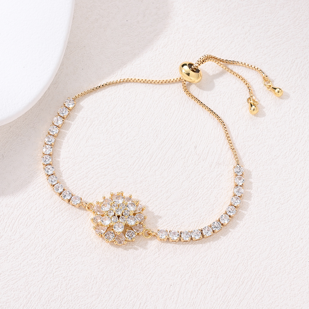 Rotatable Flowers Bracelet For Women In Copper With Golden Plated Electroplated Finish And Titanium Steel Chain 3