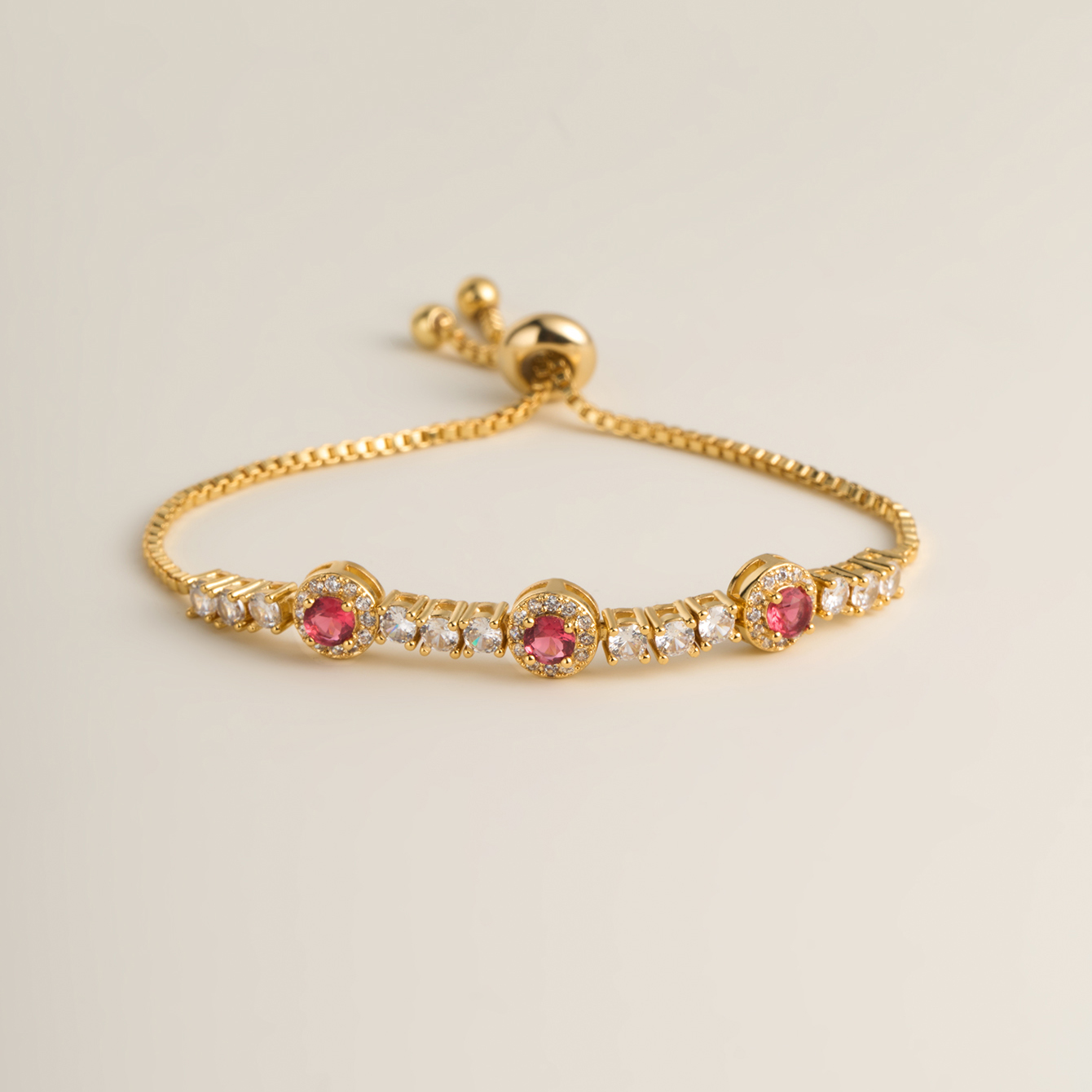 Round Claw Setting Bracelet For Women In Copper With 18K Real Gold Plated Water Plating And Zircon Inlay, Featuring Box Chain 3
