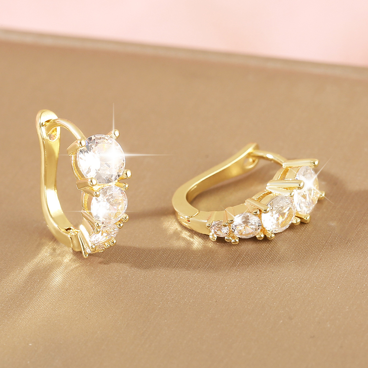 Round Hoop Earrings For Women In Golden Copper With Electroplated Gold Plating And Zircon Inlay 3