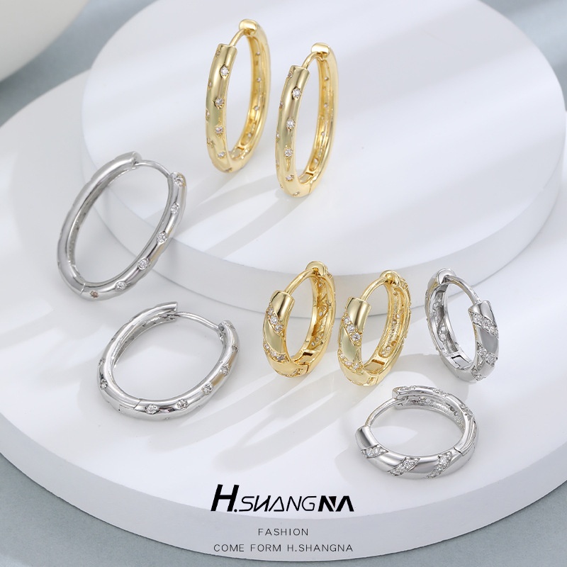 Round Hoop Earrings For Women Featuring Copper Posts With 14K Real Gold Plated Electroplated Copper And Zircon Inlay 2