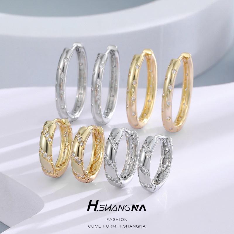 Round Hoop Earrings For Women Featuring Copper Posts With 14K Real Gold Plated Electroplated Copper And Zircon Inlay 3