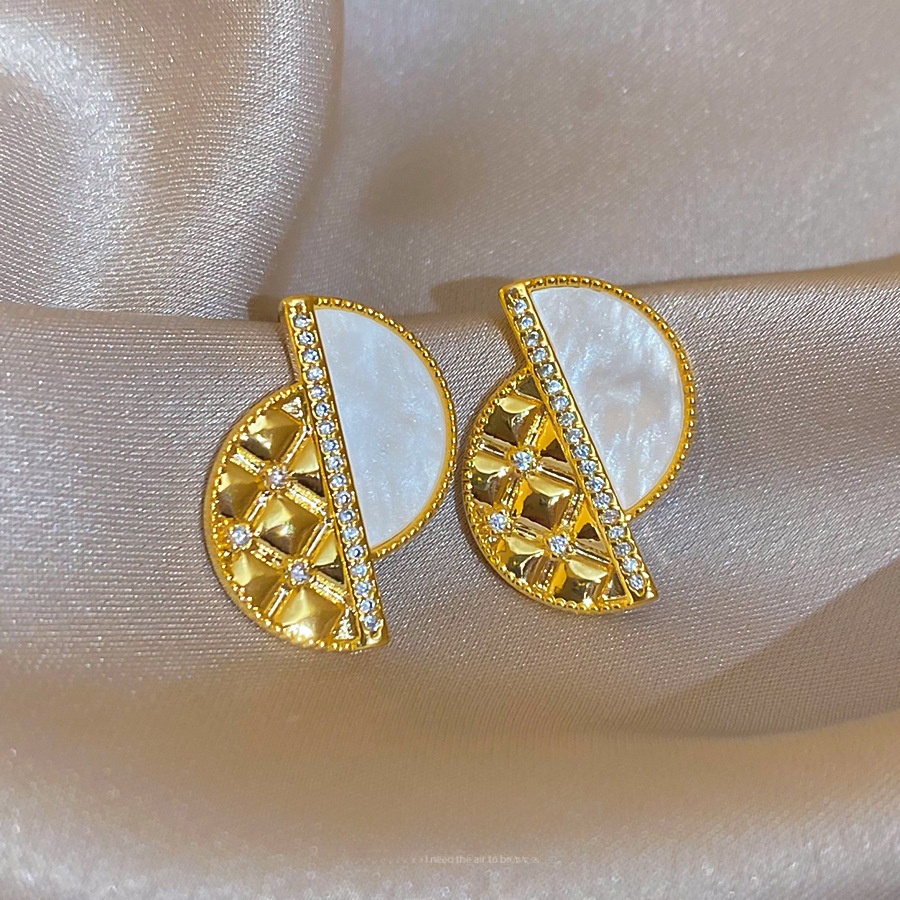 Round Stud Earrings For Women With 18K Real Gold Plated Copper And 304 Stainless Steel Posts, Featuring Zircon Inlay