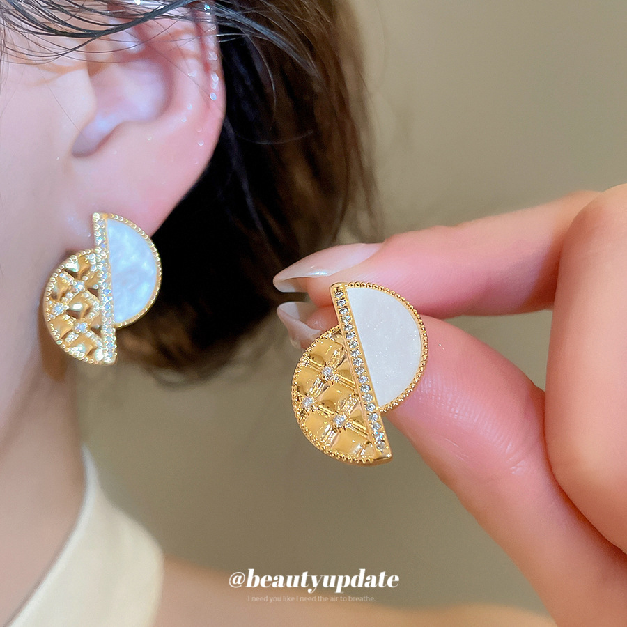 Round Stud Earrings For Women With 18K Real Gold Plated Copper And 304 Stainless Steel Posts, Featuring Zircon Inlay 2