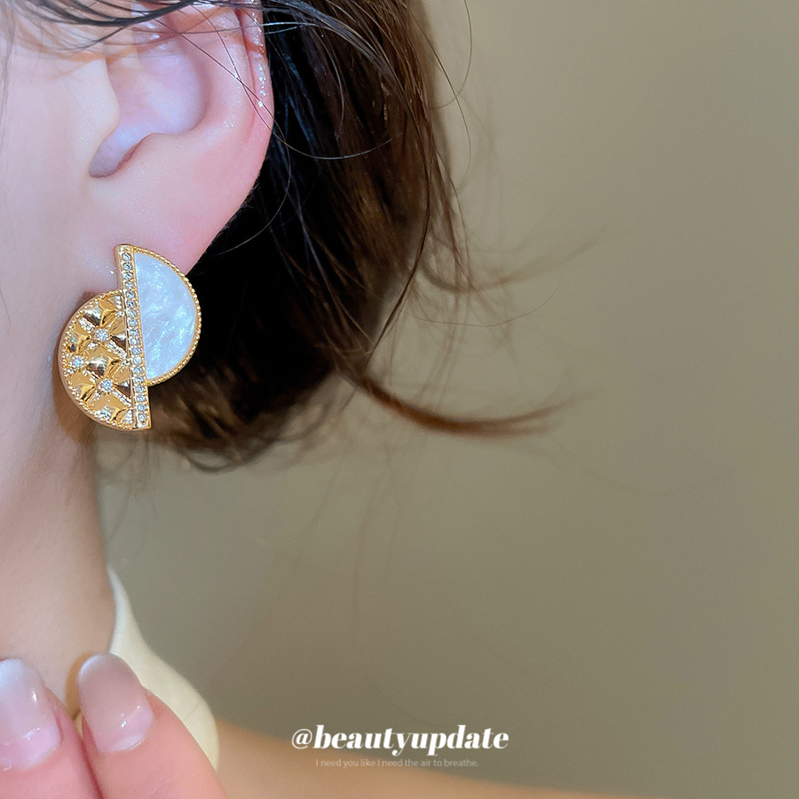 Round Stud Earrings For Women With 18K Real Gold Plated Copper And 304 Stainless Steel Posts, Featuring Zircon Inlay 4