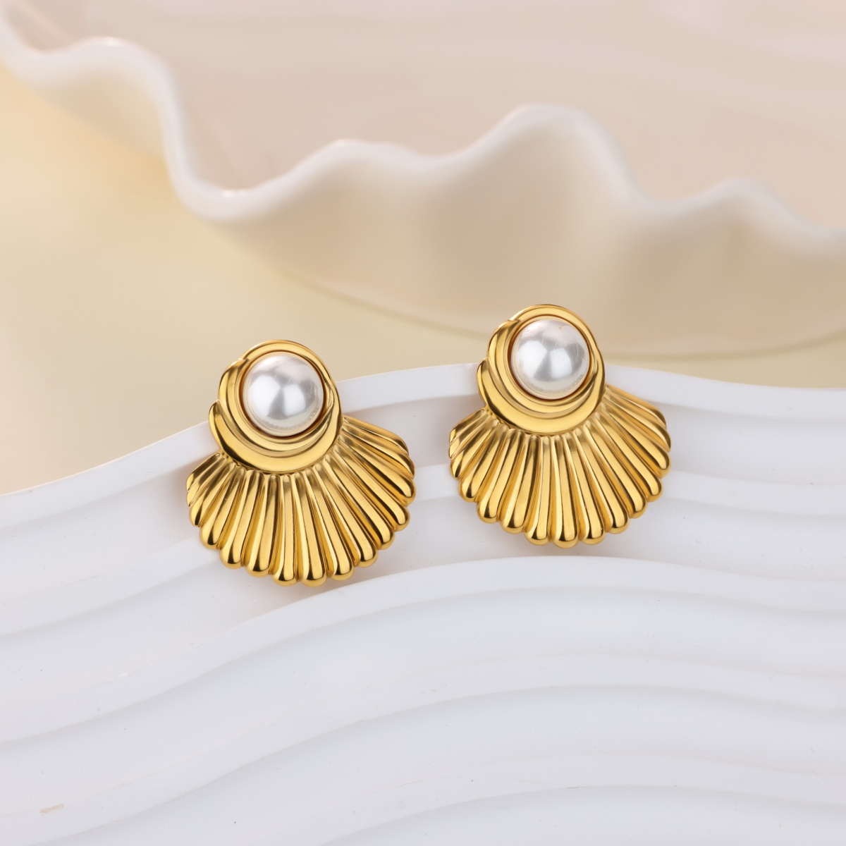 Round Waterproof Non Tarnish Stud Earrings For Women In Copper With 18K Real Gold Plated PVD Coating And Artificial Pearl Inlay 3