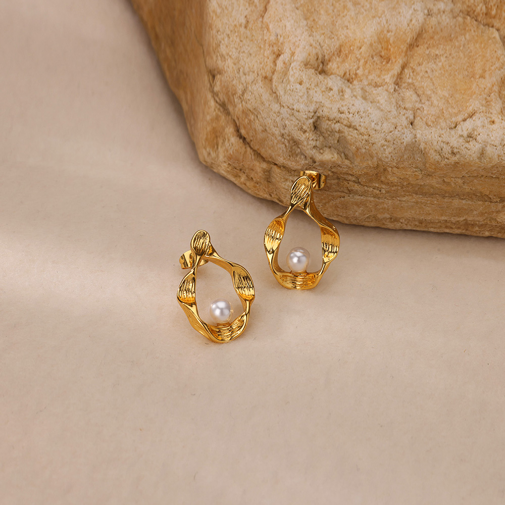 Round Waterproof Non Tarnish Stud Earrings For Women In Copper With 18K Real Gold Plated PVD Coating And Artificial Pearl Inlay 9