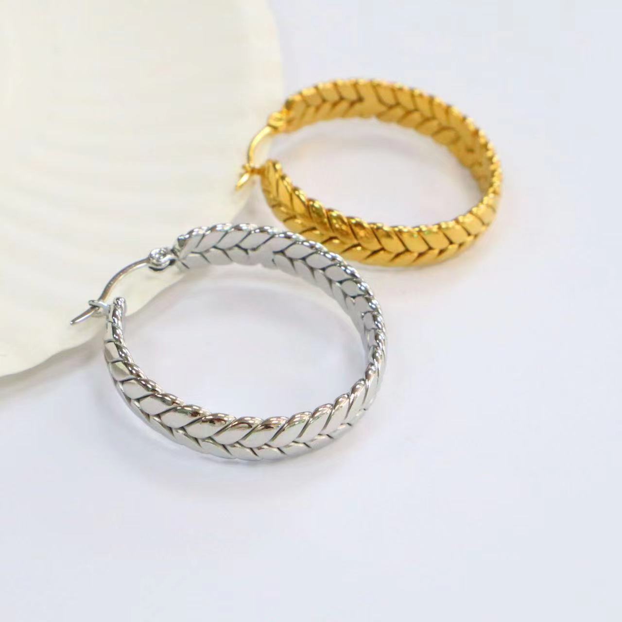 Simple Style Geometric Earrings For Women Featuring Inlaid 18K Gold With 304 Stainless Steel Ear Pins