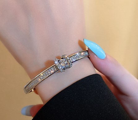 Copper Bangle Bracelet For Women Featuring Zircon Inlay Design In IG Style 3