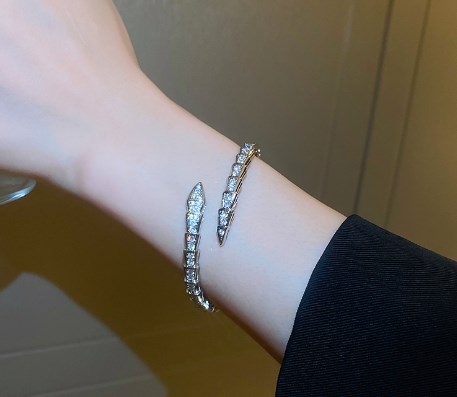 Copper Bangle Bracelet For Women Featuring Zircon Inlay Design In IG Style 4