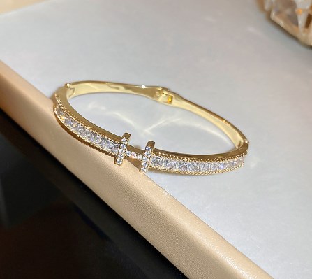 Copper Bangle Bracelet For Women Featuring Zircon Inlay Design In IG Style 5