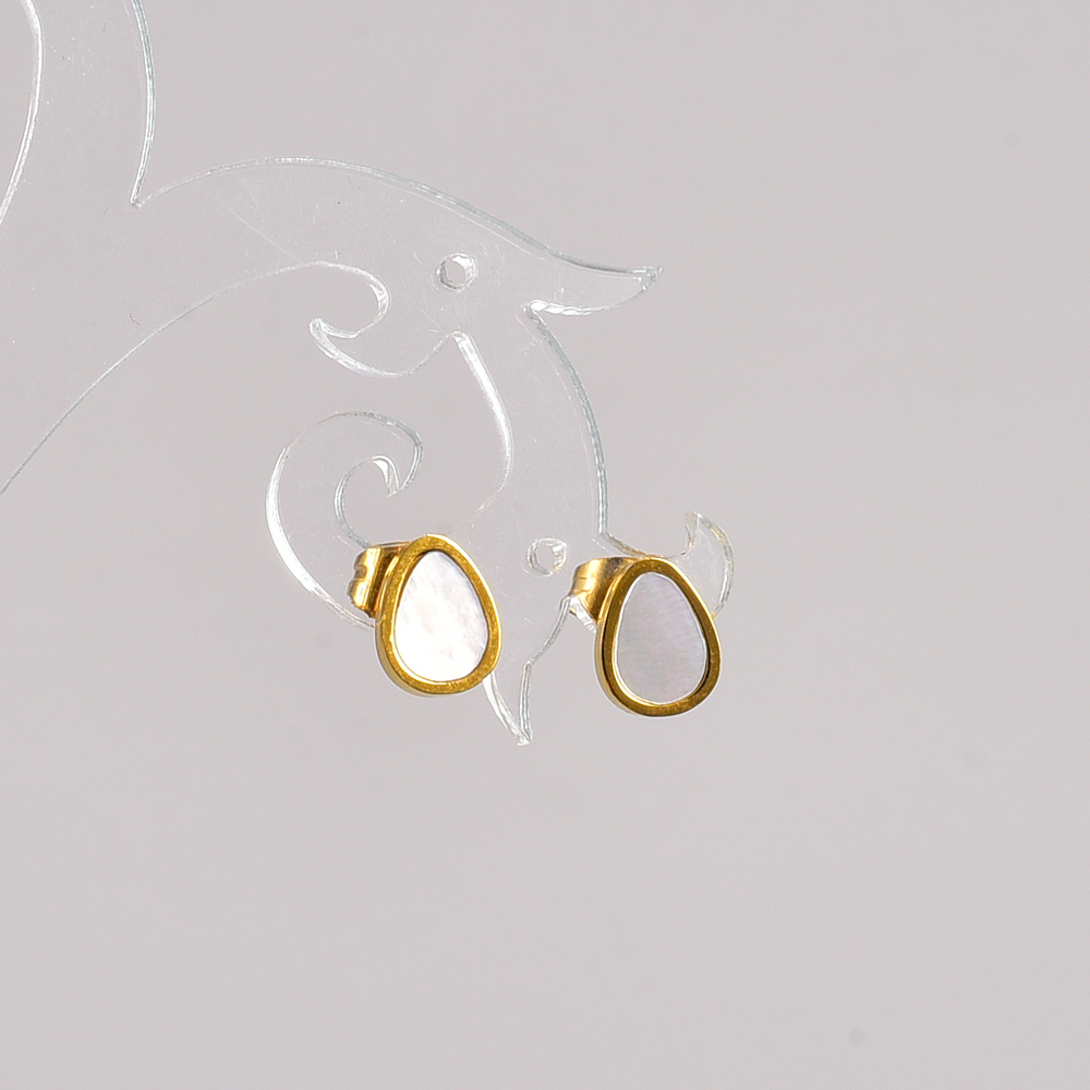 Heart-Shaped Earrings For Women With 18K Gold Plated 304 Stainless Steel Featuring PVD Coating 3