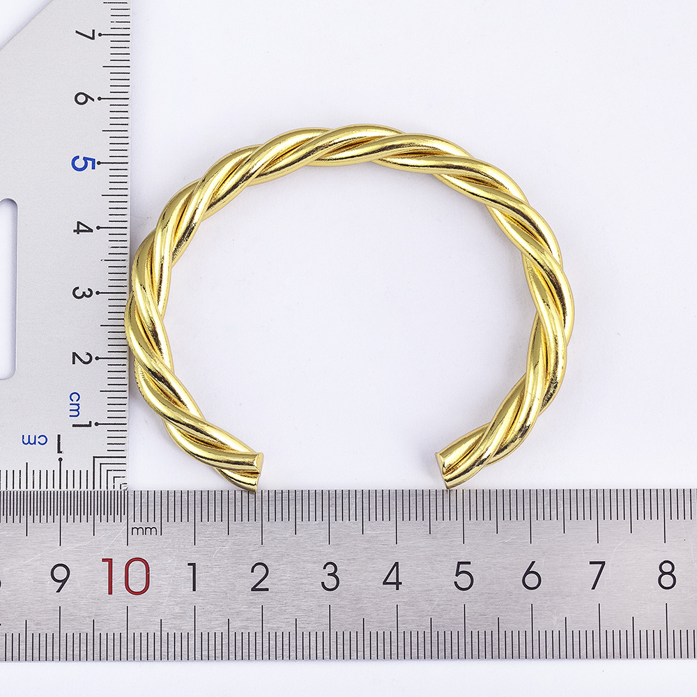 Simple Style Twist Braid Wristband In Copper Featuring 18K Real Gold Plated Electroplated Finish 2