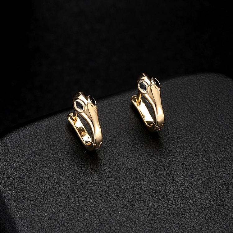 Snake Pattern Copper Earrings For Women With Electroplated Gold Plating And Gem Inlay 4