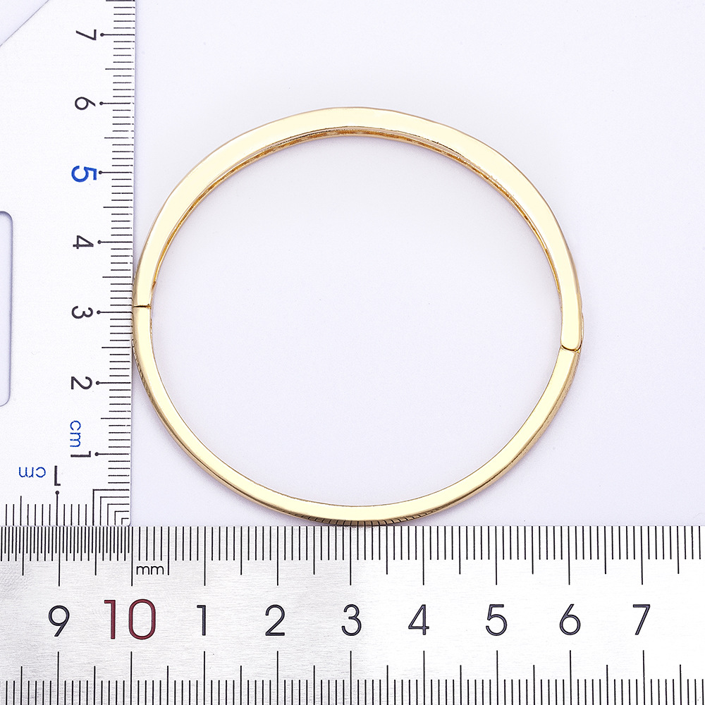 Square Copper Bangle With 18K Real Gold Plated Electroplated Finish Featuring Rhinestone Inlay 2