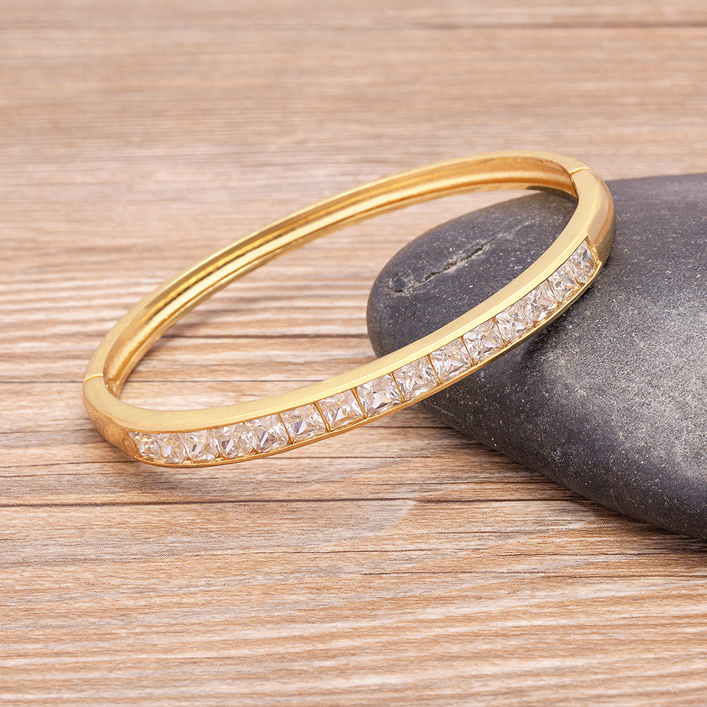 Square Copper Bangle With 18K Real Gold Plated Electroplated Finish Featuring Rhinestone Inlay 3