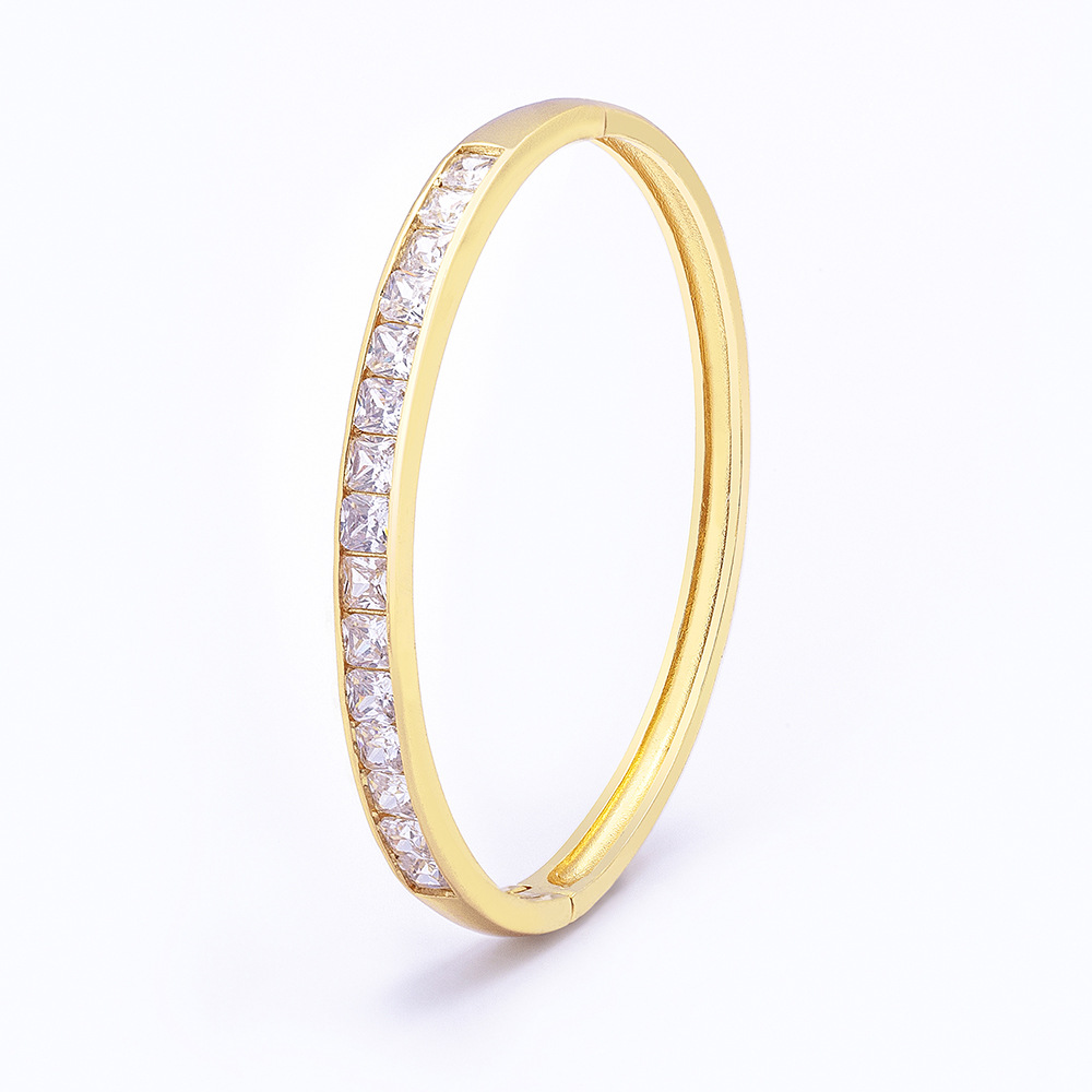 Square Copper Bangle With 18K Real Gold Plated Electroplated Finish Featuring Rhinestone Inlay 5