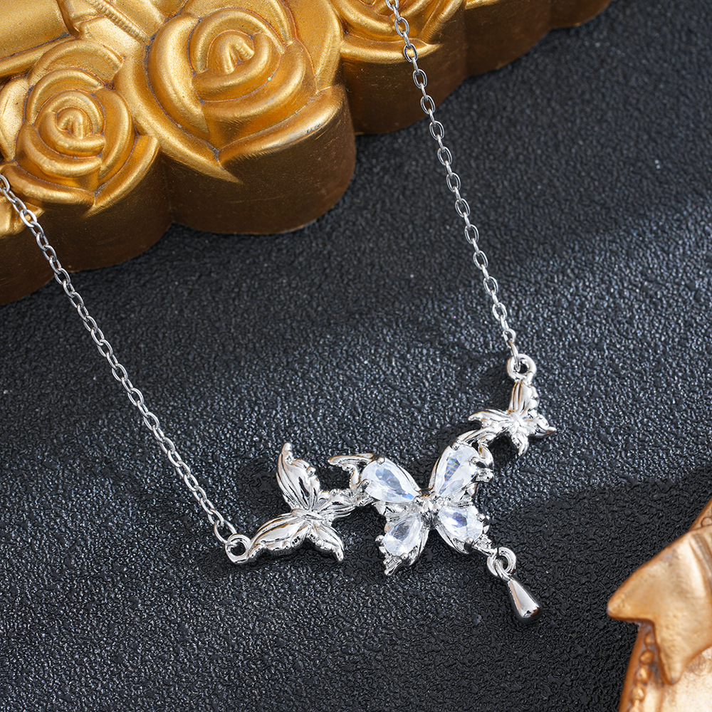Sweet Butterfly Pendant Necklace For Women In 18K Real Gold Plated With Zircon Inlay And Cable Chain 4