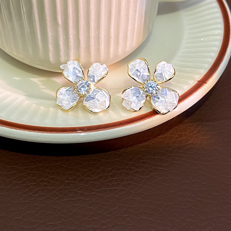 Sweet Golden Flowers Earrings For Women In Real Gold Plated Copper With Zircon Inlay 2